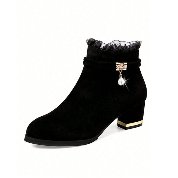 Botin Negro en gamuza size 7.5